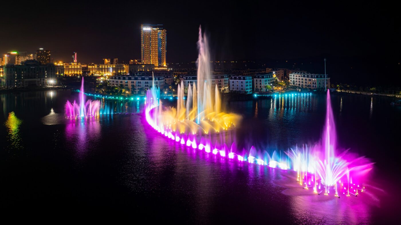 Halo Bay Show Hạ Long